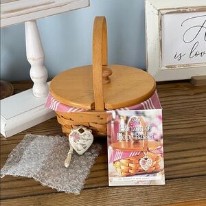 Longaberger 1999 Horizon of Hope Basket with Pink/white Liner Protector & Tie-on